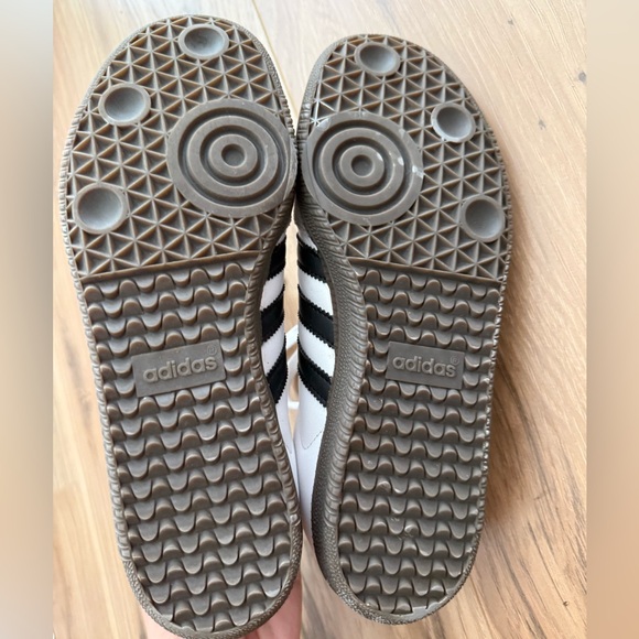 Adidas Samba Sneakers - Picture 2 of 4